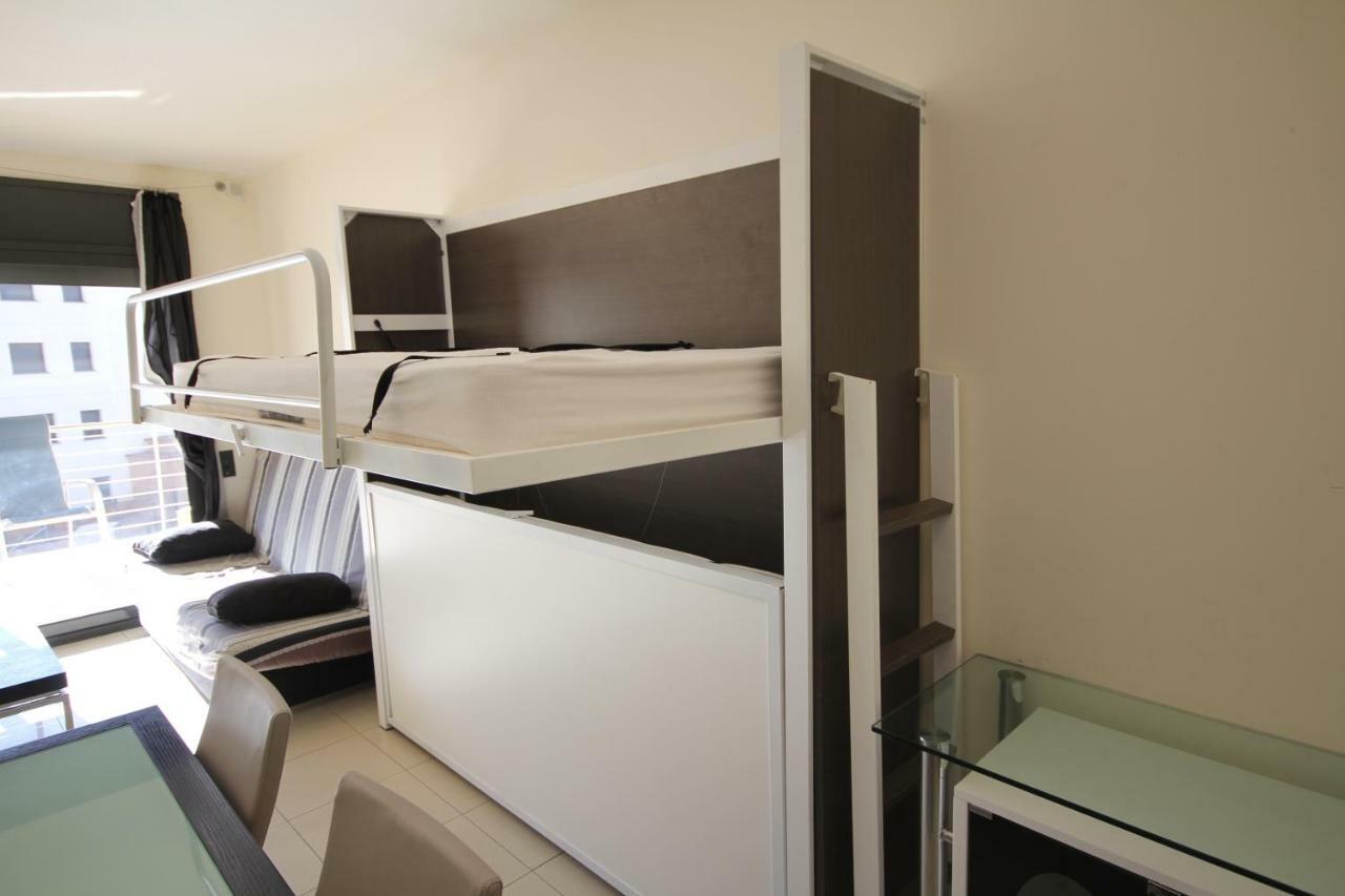 Milleni 3222 Apartman Roses Kültér fotó