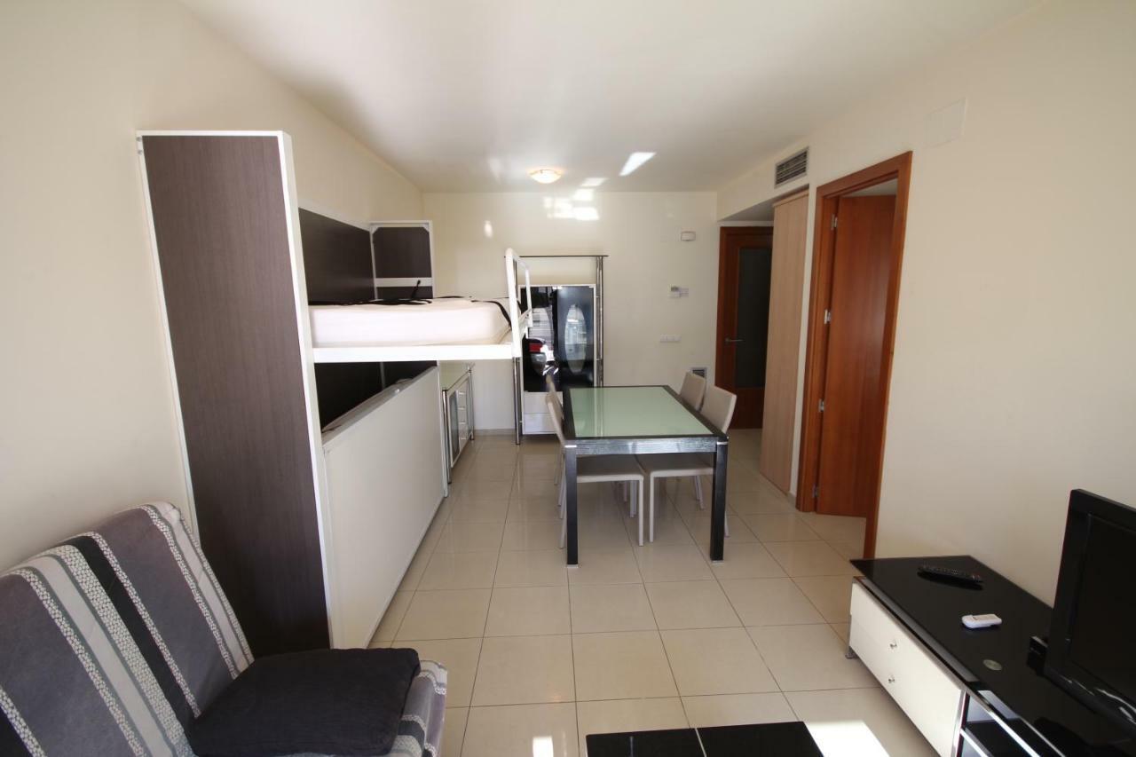 Milleni 3222 Apartman Roses Kültér fotó