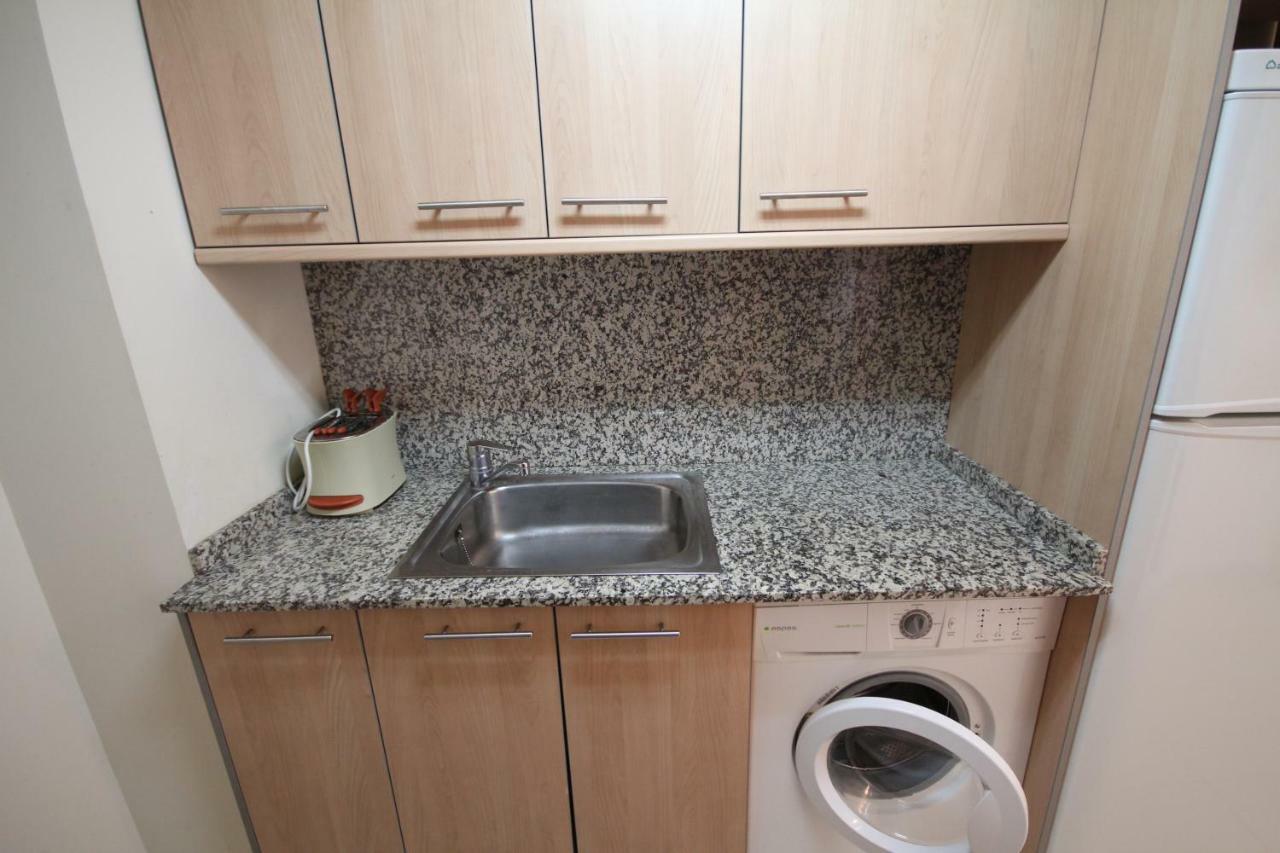 Milleni 3222 Apartman Roses Kültér fotó