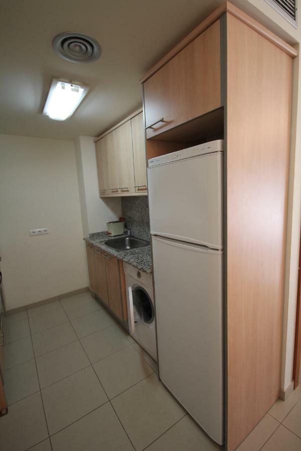 Milleni 3222 Apartman Roses Kültér fotó